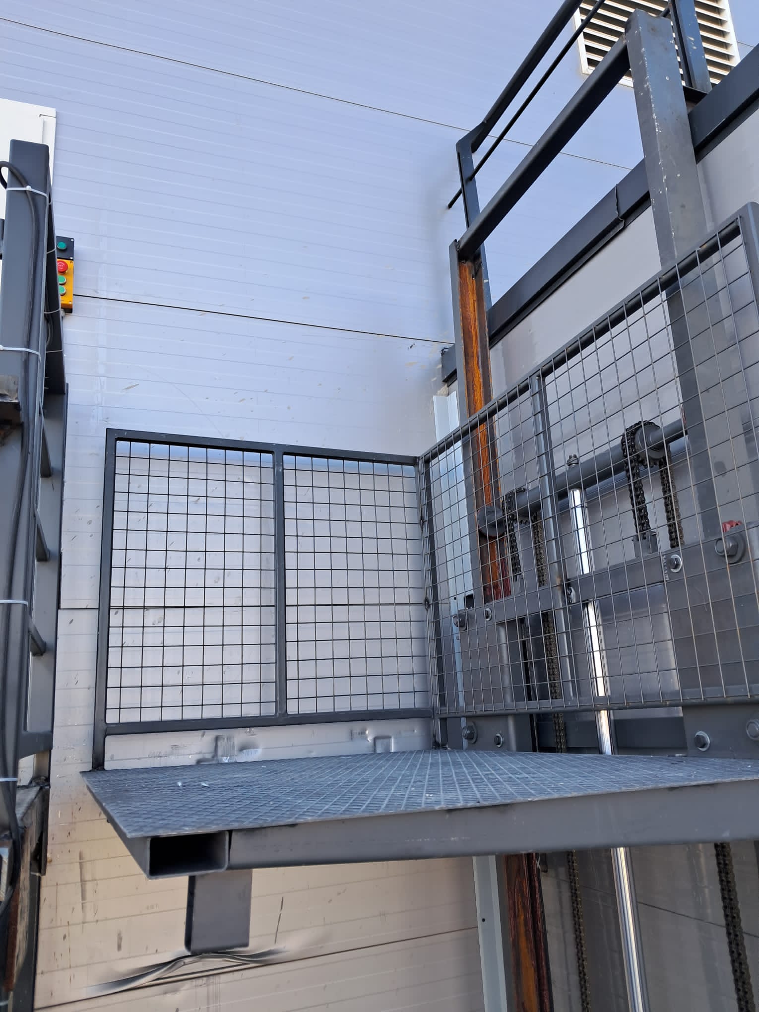 Gust Asansör Proje 13